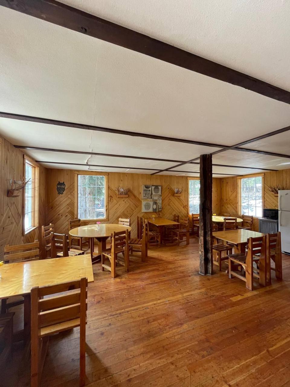 Rustic Beaverfoot Lodge Room N5 Parson Exterior foto